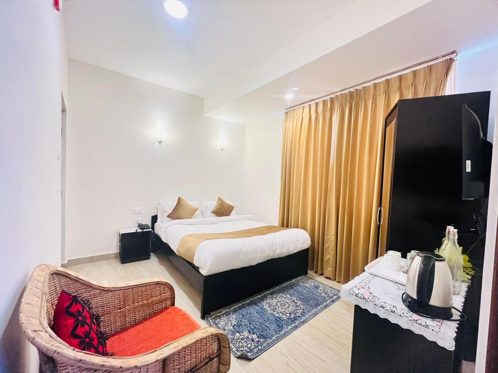 Maplewood Hotel & Spa 강토크 외부 사진