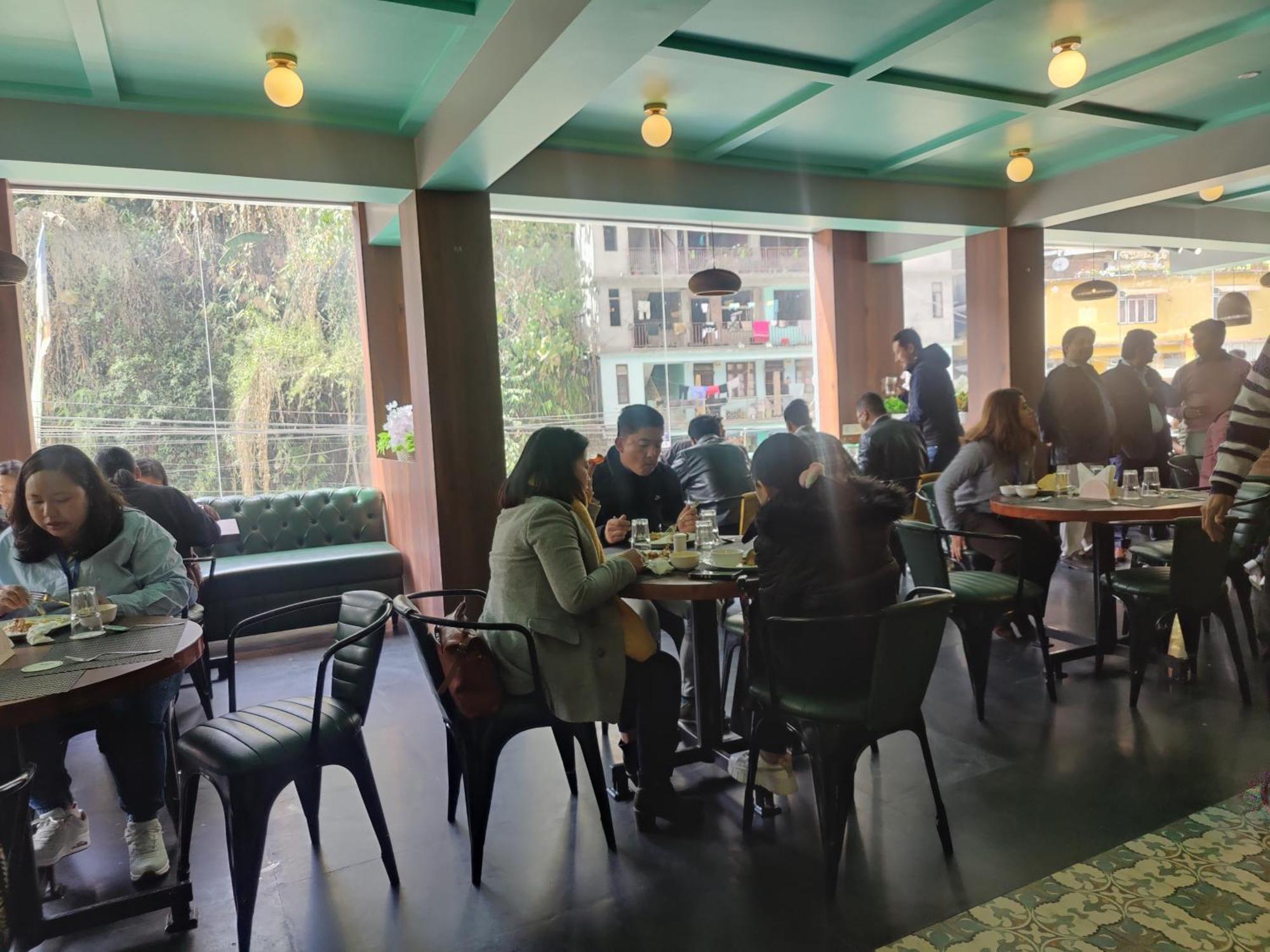 Maplewood Hotel & Spa 강토크 외부 사진