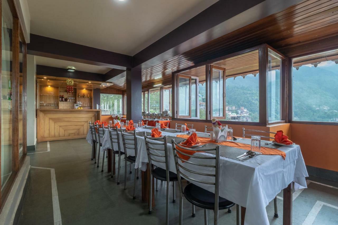 Maplewood Hotel & Spa 강토크 외부 사진