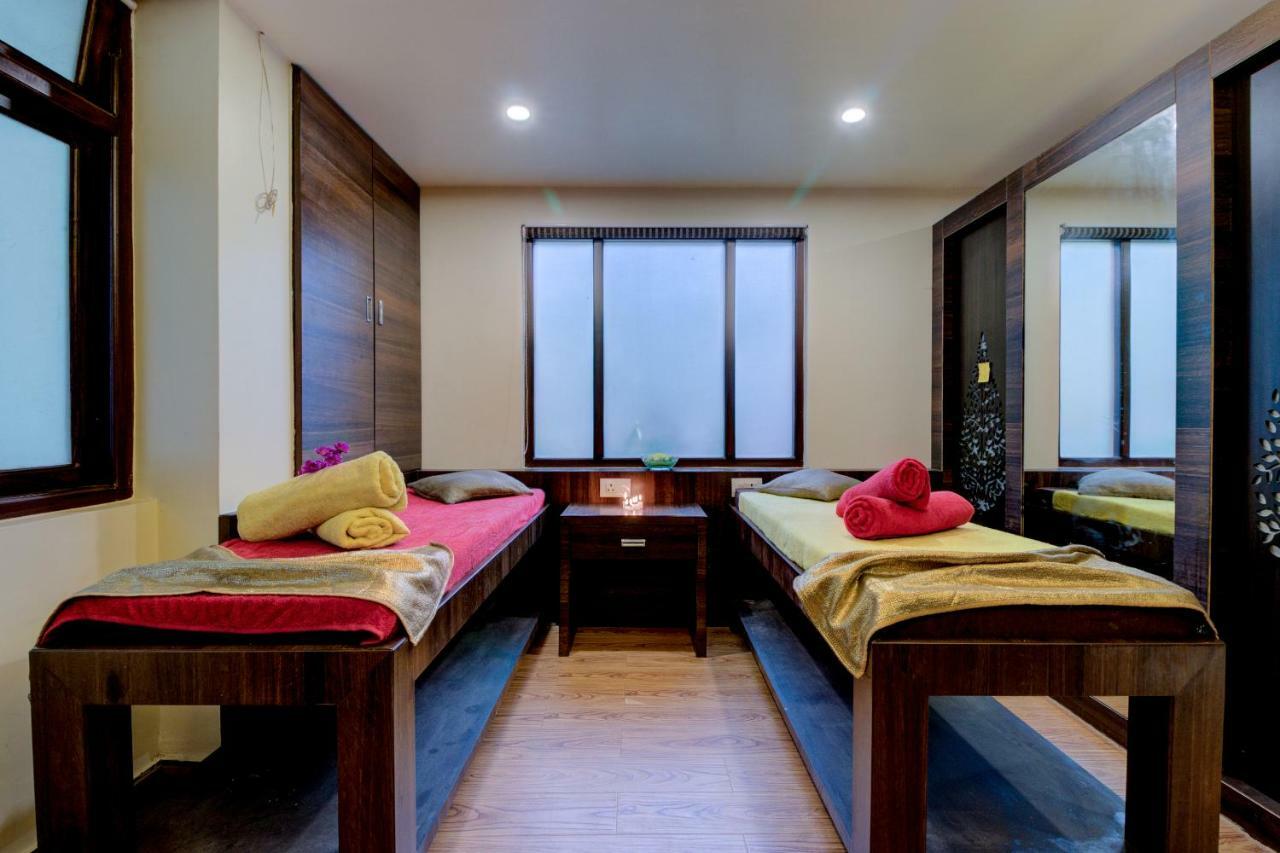 Maplewood Hotel & Spa 강토크 외부 사진