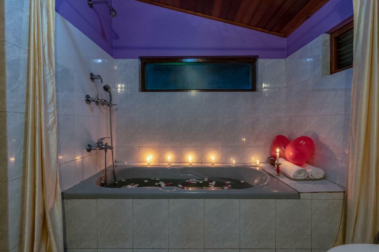 Maplewood Hotel & Spa 강토크 외부 사진