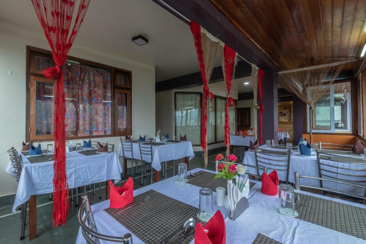 Maplewood Hotel & Spa 강토크 외부 사진